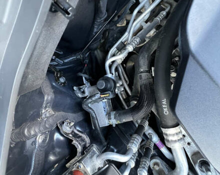 Сірий Кіа Niro, об'ємом двигуна 0 л та пробігом 92 тис. км за 18800 $, фото 19 на Automoto.ua