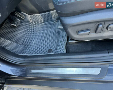 Сірий Кіа Niro, об'ємом двигуна 0 л та пробігом 92 тис. км за 18800 $, фото 27 на Automoto.ua