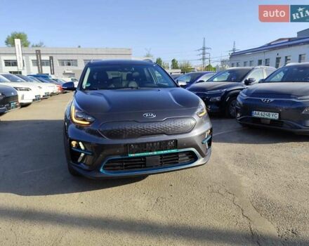 Серый Киа Niro, объемом двигателя 0 л и пробегом 129 тыс. км за 18555 $, фото 19 на Automoto.ua