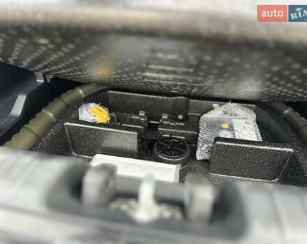 Серый Киа Niro, объемом двигателя 0 л и пробегом 157 тыс. км за 16999 $, фото 23 на Automoto.ua