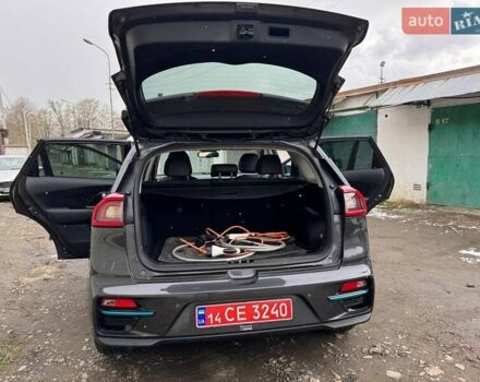 Киа Niro 2019 в Дрогобыче на Automoto.ua Серый Киа Niro, объемом двигателя 0 л и пробегом 139 тыс. км за 17777 $, фото 11 на Automoto.ua