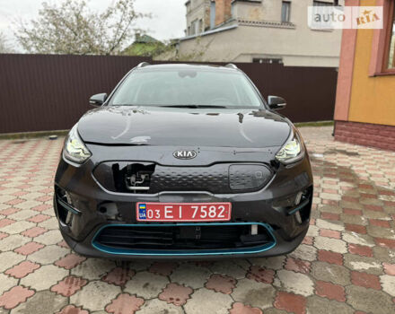 Сірий Кіа Niro, об'ємом двигуна 0 л та пробігом 53 тис. км за 16999 $, фото 64 на Automoto.ua