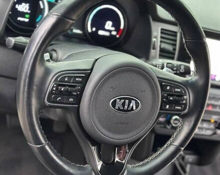 Киа Niro 2019 в Кривом Роге на Automoto.ua Серый Киа Niro, объемом двигателя 0 л и пробегом 27 тыс. км за 24000 $, фото 36 на Automoto.ua
