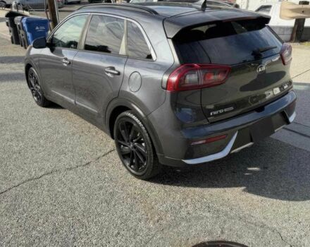 Серый Киа Niro, объемом двигателя 1.6 л и пробегом 33 тыс. км за 7800 $, фото 3 на Automoto.ua