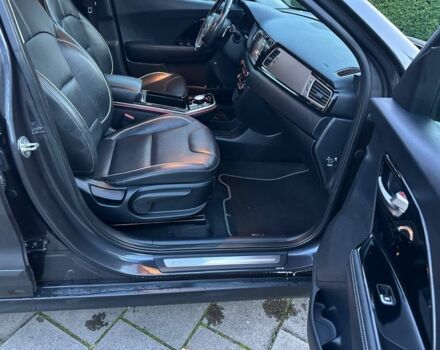 Киа Niro 2019 в Киеве на Automoto.ua Серый Киа Niro, объемом двигателя 0 л и пробегом 102 тыс. км за 16128 $, фото 18 на Automoto.ua