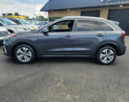Сірий Кіа Niro, об'ємом двигуна 0 л та пробігом 32 тис. км за 7000 $, фото 5 на Automoto.ua