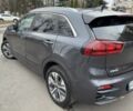 Серый Киа Niro, объемом двигателя 0 л и пробегом 67 тыс. км за 16800 $, фото 2 на Automoto.ua