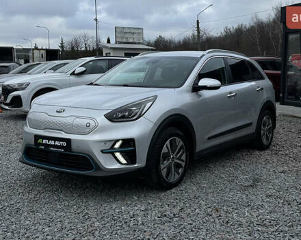 Серый Киа Niro, объемом двигателя 0 л и пробегом 120 тыс. км за 18600 $, фото 2 на Automoto.ua