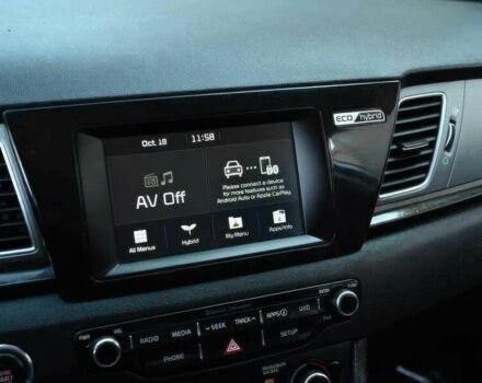 Серый Киа Niro, объемом двигателя 1.6 л и пробегом 49 тыс. км за 12500 $, фото 10 на Automoto.ua