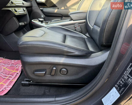 Киа Niro 2019 в Волочиске на Automoto.ua Серый Киа Niro, объемом двигателя 0 л и пробегом 105 тыс. км за 18898 $, фото 6 на Automoto.ua