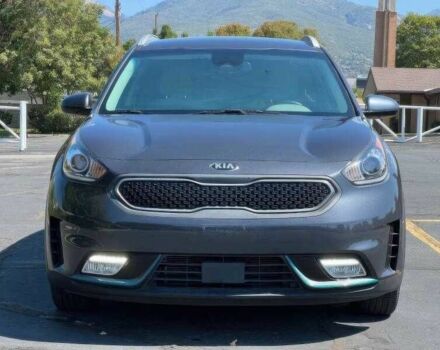 Серый Киа Niro, объемом двигателя 1.6 л и пробегом 88 тыс. км за 4600 $, фото 1 на Automoto.ua