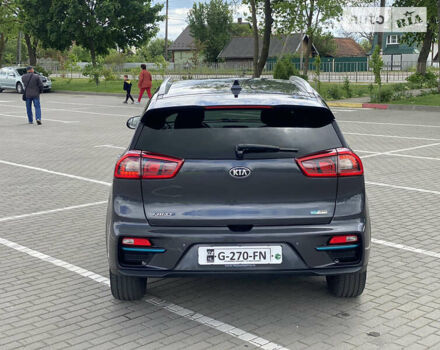 Сірий Кіа Niro, об'ємом двигуна 0 л та пробігом 170 тис. км за 18200 $, фото 32 на Automoto.ua