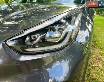 Серый Киа Niro, объемом двигателя 0 л и пробегом 165 тыс. км за 19000 $, фото 9 на Automoto.ua