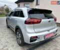 Сірий Кіа Niro, об'ємом двигуна 0 л та пробігом 110 тис. км за 16400 $, фото 2 на Automoto.ua