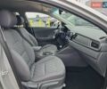 Сірий Кіа Niro, об'ємом двигуна 1.6 л та пробігом 117 тис. км за 12000 $, фото 7 на Automoto.ua