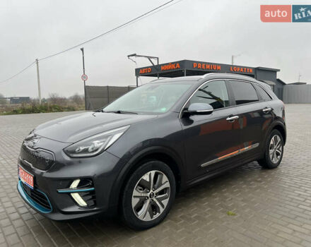 Сірий Кіа Niro, об'ємом двигуна 0 л та пробігом 155 тис. км за 16709 $, фото 5 на Automoto.ua