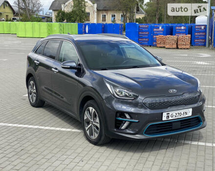 Сірий Кіа Niro, об'ємом двигуна 0 л та пробігом 170 тис. км за 18200 $, фото 21 на Automoto.ua