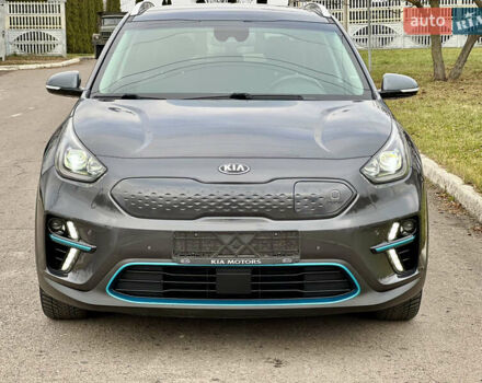 Серый Киа Niro, объемом двигателя 0 л и пробегом 70 тыс. км за 19350 $, фото 56 на Automoto.ua