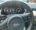 Серый Киа Niro, объемом двигателя 0 л и пробегом 118 тыс. км за 18944 $, фото 2 на Automoto.ua