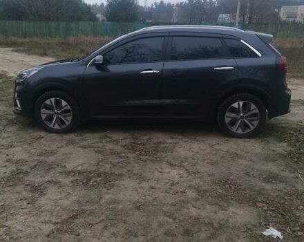 Серый Киа Niro, объемом двигателя 0 л и пробегом 179 тыс. км за 15800 $, фото 10 на Automoto.ua