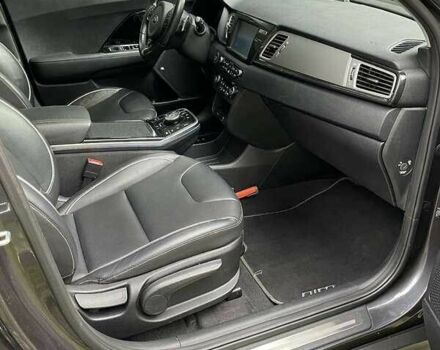 Серый Киа Niro, объемом двигателя 0 л и пробегом 129 тыс. км за 14999 $, фото 11 на Automoto.ua