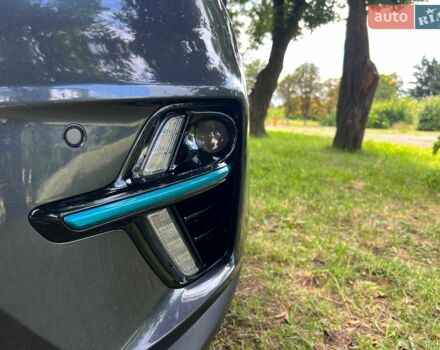 Серый Киа Niro, объемом двигателя 0 л и пробегом 165 тыс. км за 19000 $, фото 8 на Automoto.ua