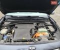 Сірий Кіа Niro, об'ємом двигуна 1.58 л та пробігом 80 тис. км за 21000 $, фото 13 на Automoto.ua