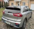 Серый Киа Niro, объемом двигателя 0 л и пробегом 142 тыс. км за 18800 $, фото 3 на Automoto.ua