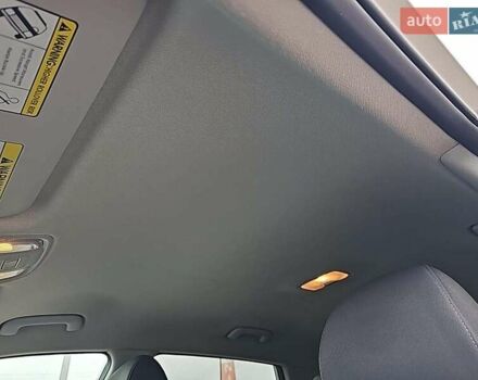 Сірий Кіа Niro, об'ємом двигуна 1.6 л та пробігом 117 тис. км за 12000 $, фото 9 на Automoto.ua