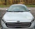 Сірий Кіа Niro, об'ємом двигуна 1.58 л та пробігом 84 тис. км за 17200 $, фото 1 на Automoto.ua