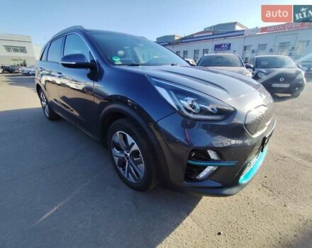 Серый Киа Niro, объемом двигателя 0 л и пробегом 129 тыс. км за 18555 $, фото 6 на Automoto.ua