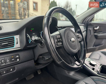 Серый Киа Niro, объемом двигателя 0 л и пробегом 148 тыс. км за 16950 $, фото 34 на Automoto.ua