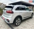 Сірий Кіа Niro, об'ємом двигуна 0 л та пробігом 110 тис. км за 16400 $, фото 4 на Automoto.ua