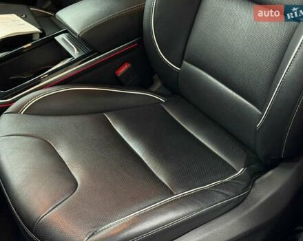 Серый Киа Niro, объемом двигателя 0 л и пробегом 153 тыс. км за 18558 $, фото 16 на Automoto.ua