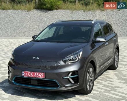Сірий Кіа Niro, об'ємом двигуна 0 л та пробігом 82 тис. км за 20500 $, фото 1 на Automoto.ua