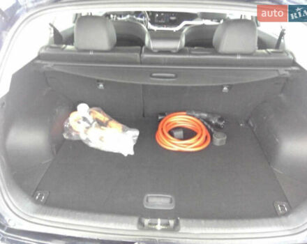 Серый Киа Niro, объемом двигателя 0 л и пробегом 108 тыс. км за 19900 $, фото 16 на Automoto.ua