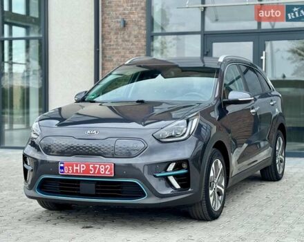 Серый Киа Niro, объемом двигателя 0 л и пробегом 150 тыс. км за 18500 $, фото 9 на Automoto.ua