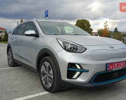 Серый Киа Niro, объемом двигателя 0 л и пробегом 82 тыс. км за 19500 $, фото 9 на Automoto.ua