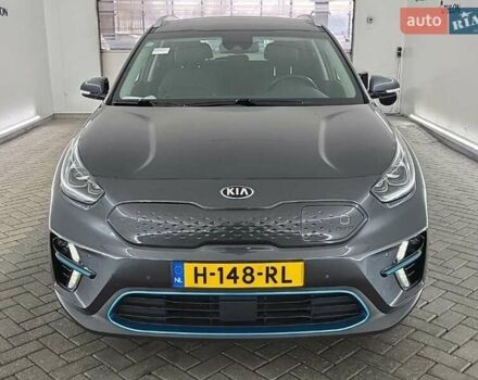 Серый Киа Niro, объемом двигателя 0 л и пробегом 160 тыс. км за 18950 $, фото 4 на Automoto.ua