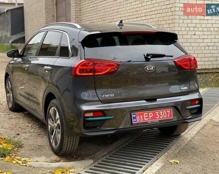 Киа Niro 2020 в Тернополе на Automoto.ua Серый Киа Niro, объемом двигателя 0 л и пробегом 149 тыс. км за 18800 $, фото 13 на Automoto.ua