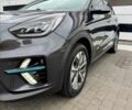Серый Киа Niro, объемом двигателя 0 л и пробегом 147 тыс. км за 18800 $, фото 8 на Automoto.ua