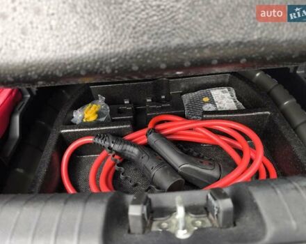 Серый Киа Niro, объемом двигателя 0 л и пробегом 58 тыс. км за 23800 $, фото 20 на Automoto.ua