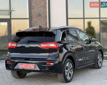 Серый Киа Niro, объемом двигателя 0 л и пробегом 142 тыс. км за 17700 $, фото 20 на Automoto.ua