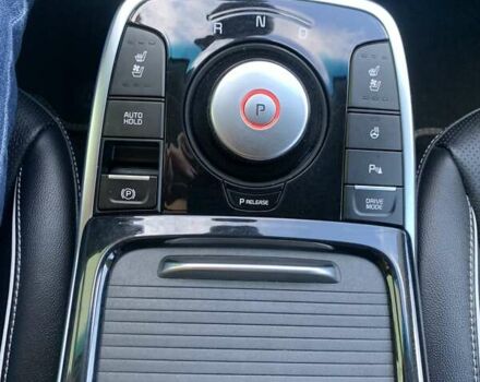 Сірий Кіа Niro, об'ємом двигуна 0 л та пробігом 73 тис. км за 18900 $, фото 16 на Automoto.ua