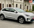 Сірий Кіа Niro, об'ємом двигуна 0 л та пробігом 63 тис. км за 20899 $, фото 11 на Automoto.ua