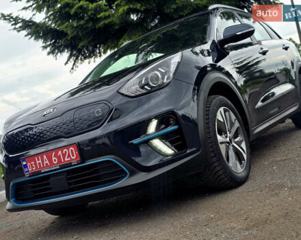 Серый Киа Niro, объемом двигателя 0 л и пробегом 96 тыс. км за 19500 $, фото 4 на Automoto.ua