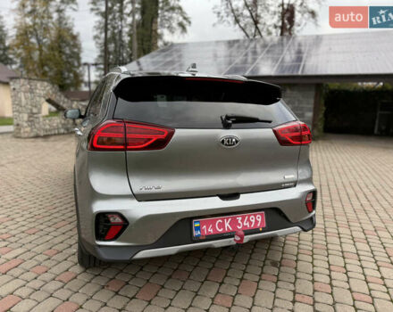Киа Niro 2020 в Калуше на Automoto.ua Серый Киа Niro, объемом двигателя 1.58 л и пробегом 102 тыс. км за 19600 $, фото 18 на Automoto.ua