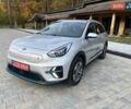 Серый Киа Niro, объемом двигателя 0 л и пробегом 72 тыс. км за 19750 $, фото 4 на Automoto.ua