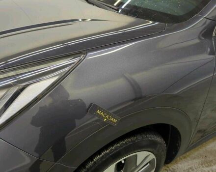 Серый Киа Niro, объемом двигателя 0 л и пробегом 79 тыс. км за 16200 $, фото 17 на Automoto.ua