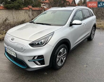 Сірий Кіа Niro, об'ємом двигуна 0 л та пробігом 75 тис. км за 19800 $, фото 8 на Automoto.ua